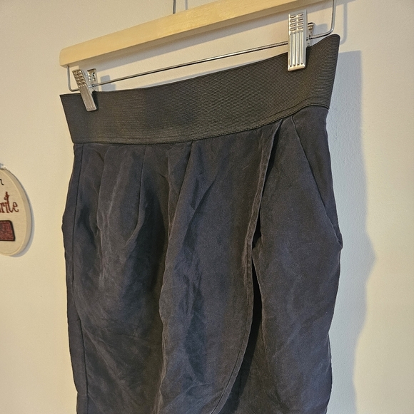 Wilfred 100% Silk High-Waist Tulip Skirt - Picture 3 of 9